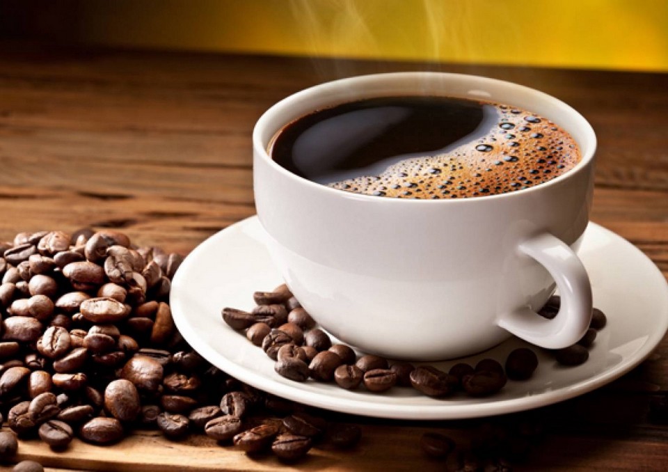 Paverskite kavą sveikatai naudingu gėrimu!